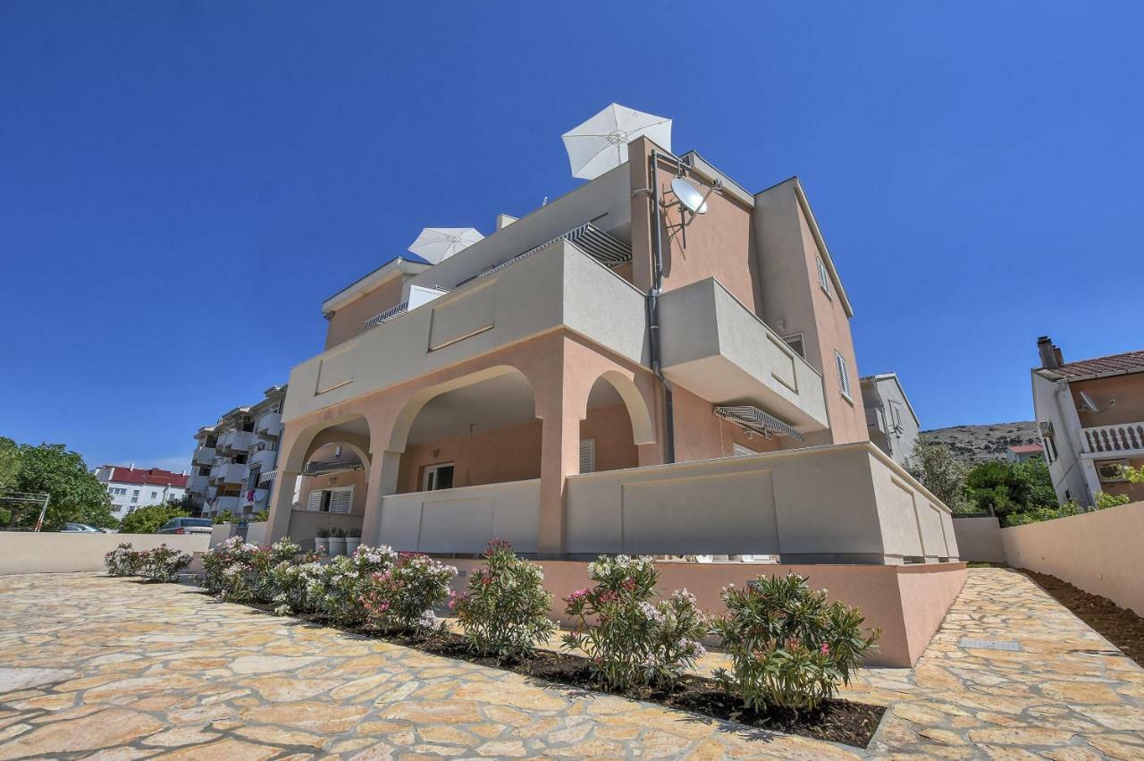 Villa Magena - Luxury Apartments In Pag Center Pag Town Esterno foto